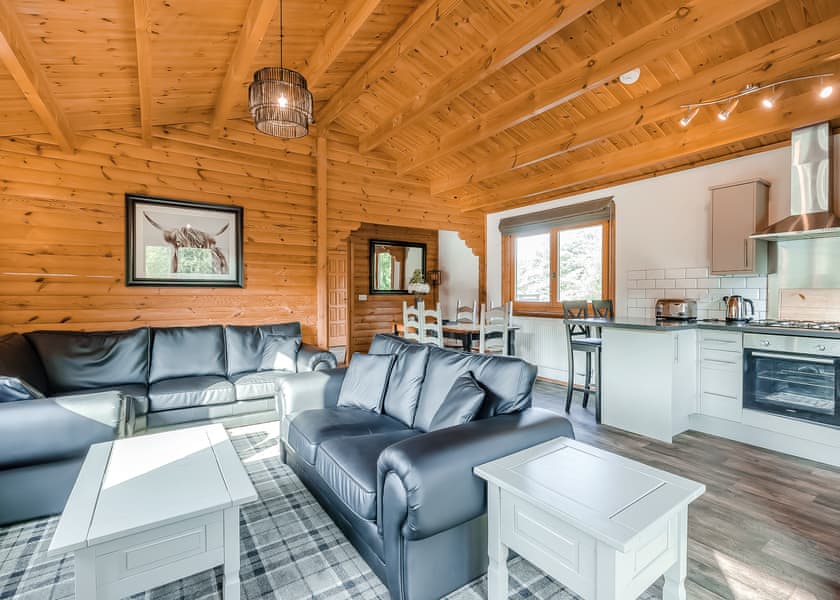 3 Bed Barn Hot Tub - Messingham Lakes, Messingham