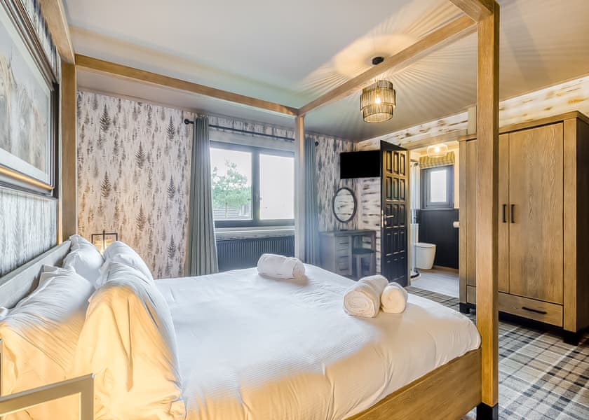 4 Bed Barn Hot Tub Pet Friendly - Messingham Lakes, Messingham