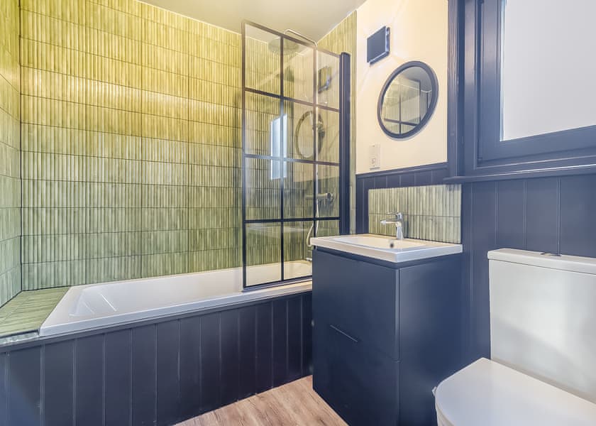 4 Bed Barn Hot Tub Pet Friendly - Messingham Lakes, Messingham