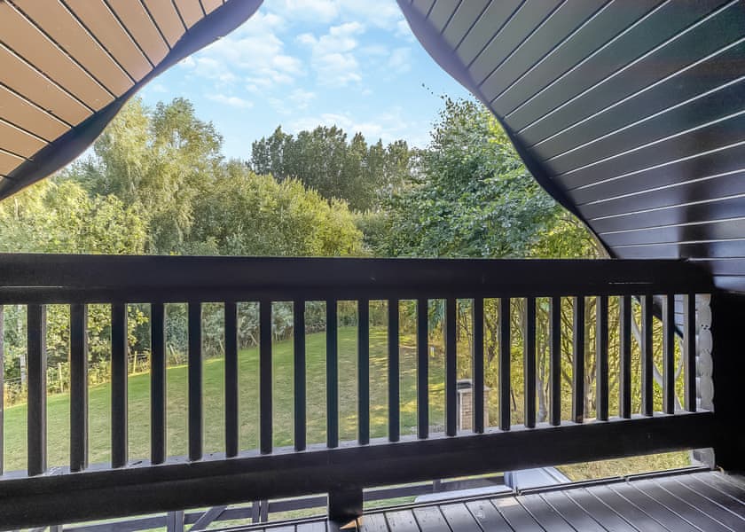 4 Bed Barn Hot Tub Pet Friendly - Messingham Lakes, Messingham