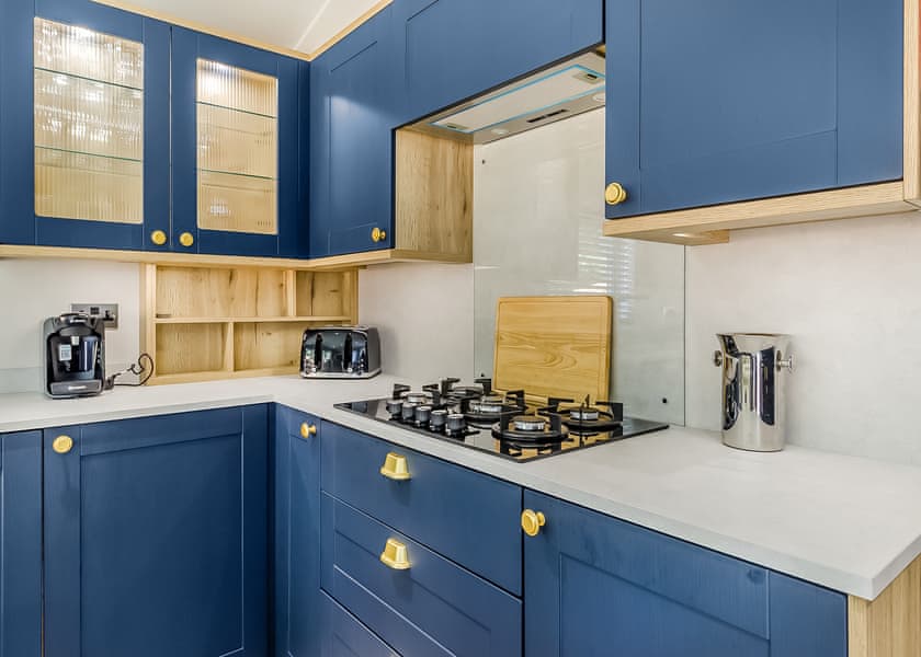 2 Bed Lux Garden Lodge Hot Tub - Messingham Lakes, Messingham