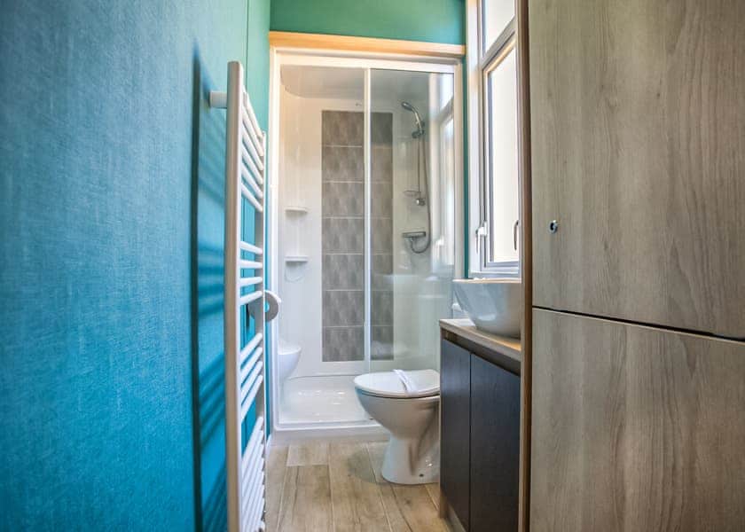 Burst of Blue 7 Berth Hot Tub (Pet) - Mill Rythe Holiday Park, Hayling Island