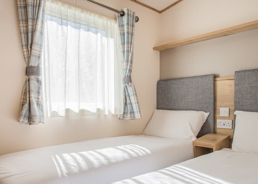 Exclusive 6 Berth Caravan Marina View - Mill Rythe Holiday Park, Hayling Island