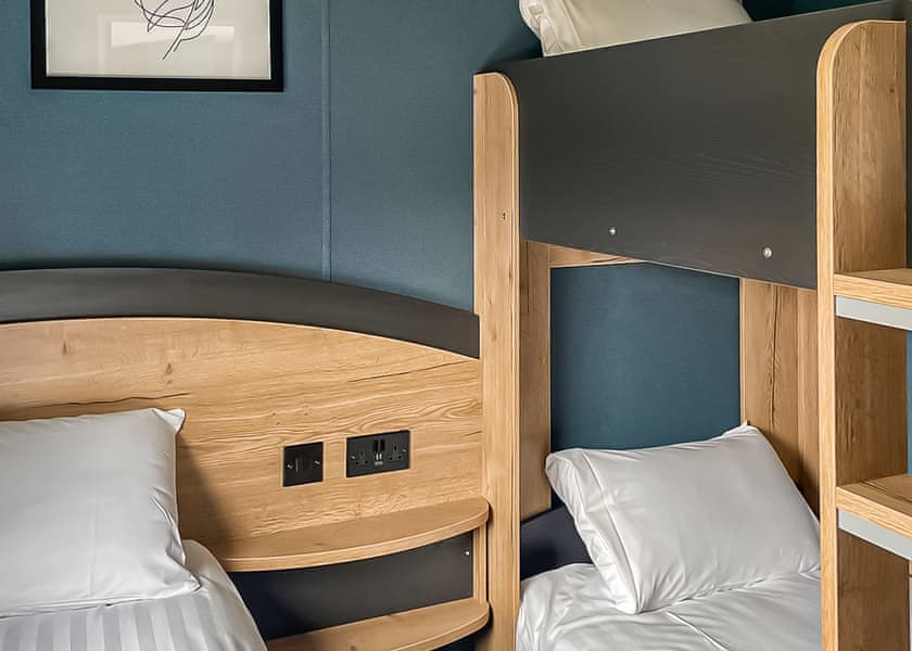 Oakwood 7 Berth  Hot Tub (Pet) - Mill Rythe Coastal Village, Hayling Island