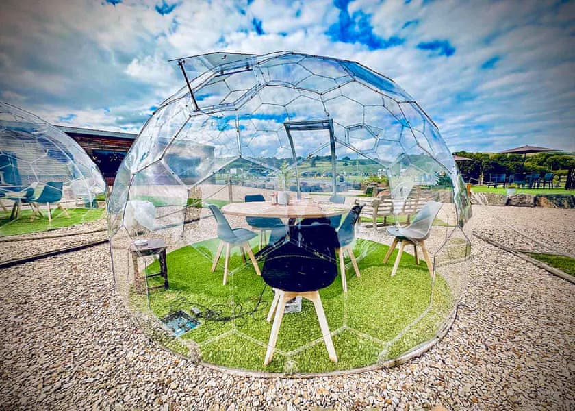 Meadow Springs Country & Leisure Park, Caersws