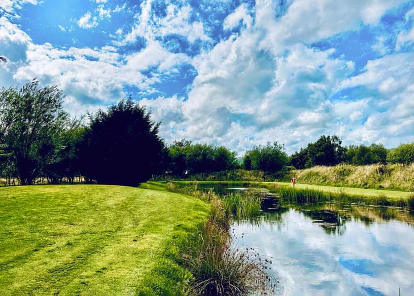 Meadow Springs Country & Leisure Park, Caersws