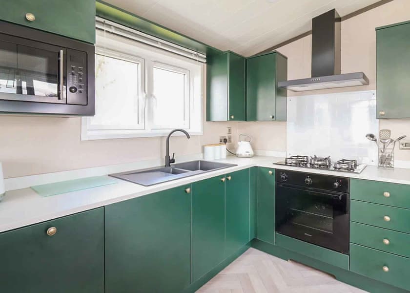 Hares Meadow - Meadow Springs Country & Leisure Park, Caersws