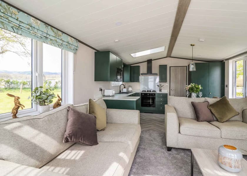 Owls Meadow - Meadow Springs Country & Leisure Park, Caersws