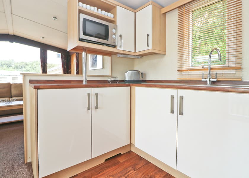 Holywell - Monkey Tree Holiday Park, Newquay