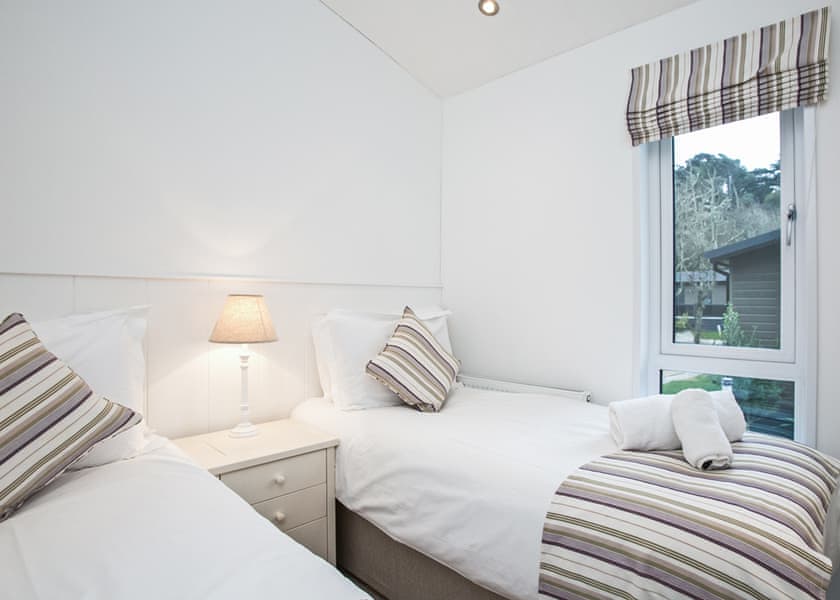 Typical Mullion Lodge