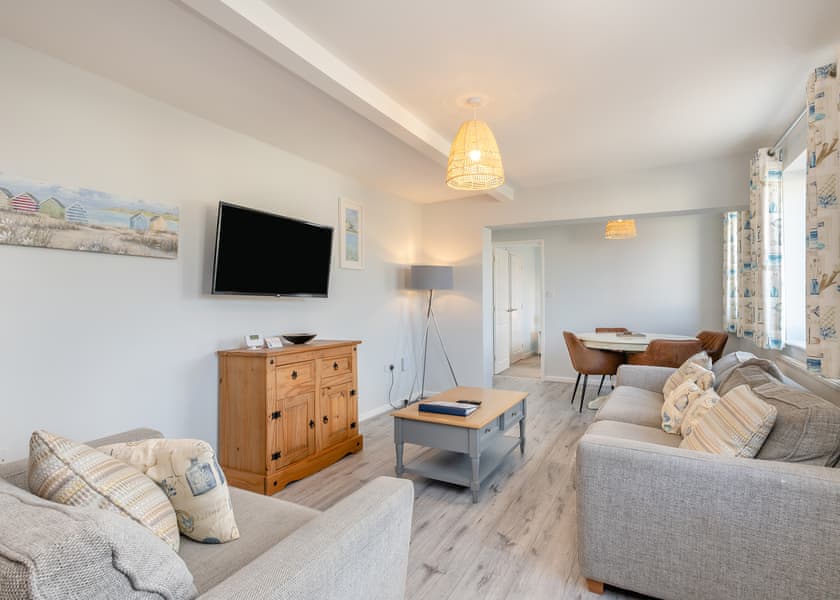 2 Bed Bungalow - Mundesley Holiday Village, Mundesley