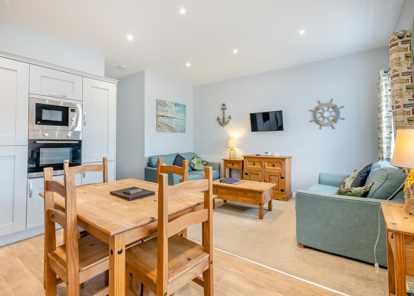 2 Bed Bungalow - Mundesley Holiday Village, Mundesley