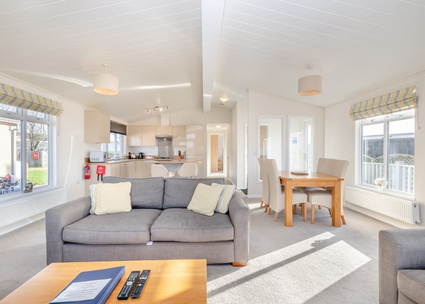 2 Bed Lodge (Pet), 2 Bed Lodge - Mundesley Holiday Village, Mundesley