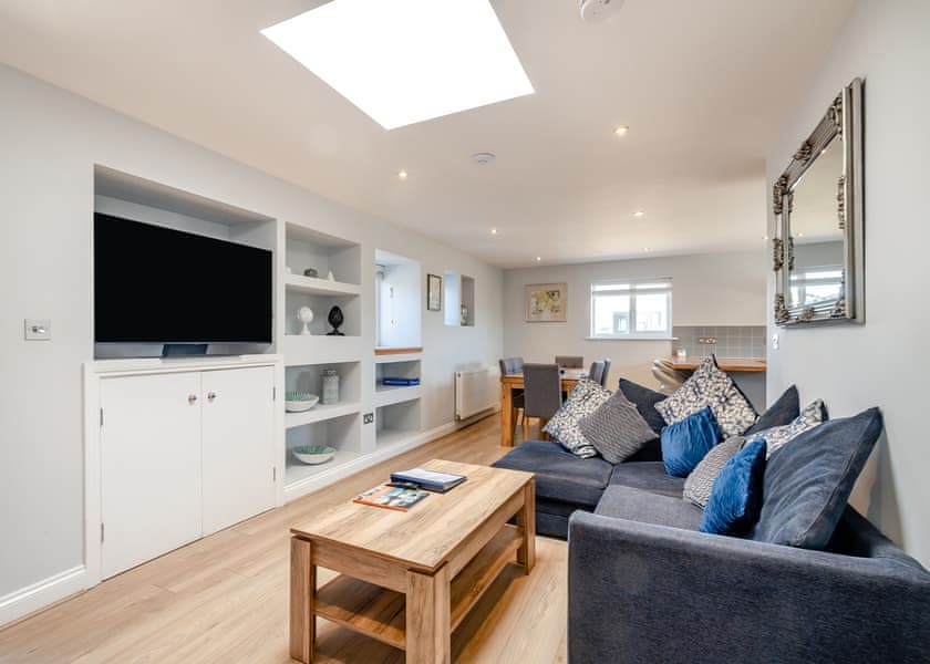 Ebony Barn (Pet) - Mundesley Holiday Village, Mundesley