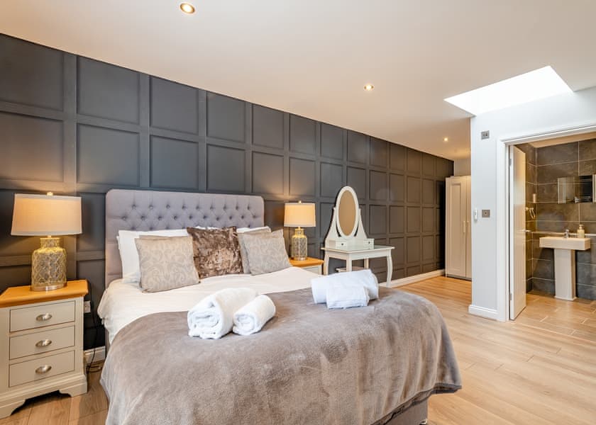 Ebony Barn (Pet) - Mundesley Holiday Village, Mundesley