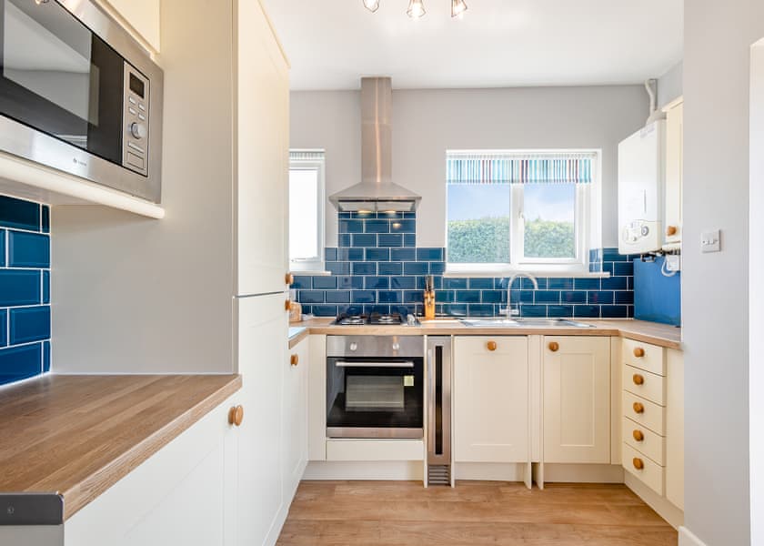 Oyster Cottage (Pet) - Mundesley Holiday Village, Mundesley