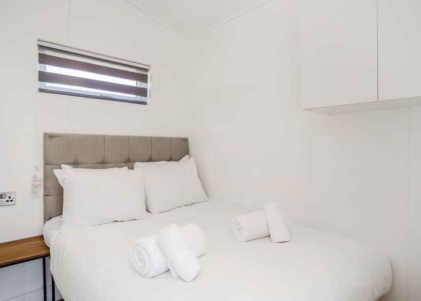 Ensuite Glamping Studio Lodge – Anglers Roost - Notter Bridge Holiday Park, Notter Bridge, Saltash