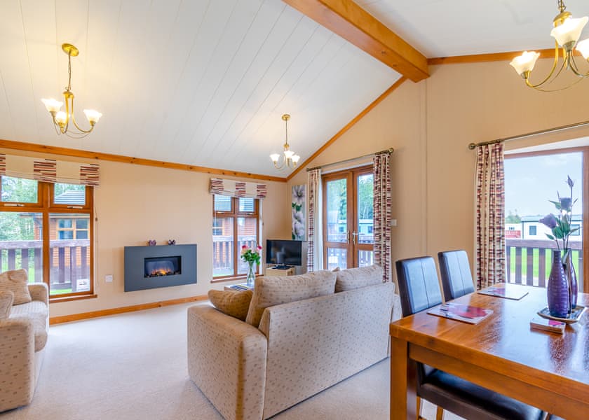 Nether Lodge - Nethercraig Holiday Park, Alyth, Perthshire