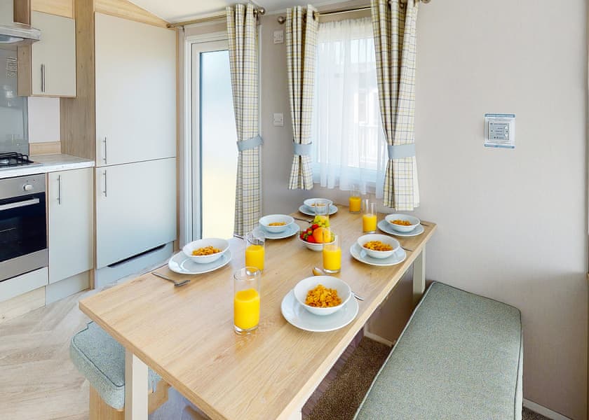Gold  3 Caravan (Pet) - New Beach, Dymchurch