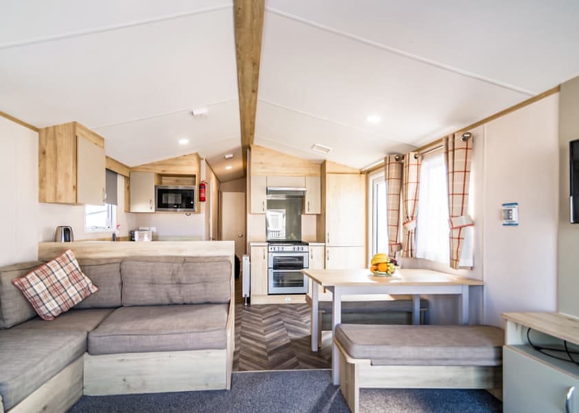 Platinum 2 with Decking - Newhaven, Newhaven, Nr Buxton