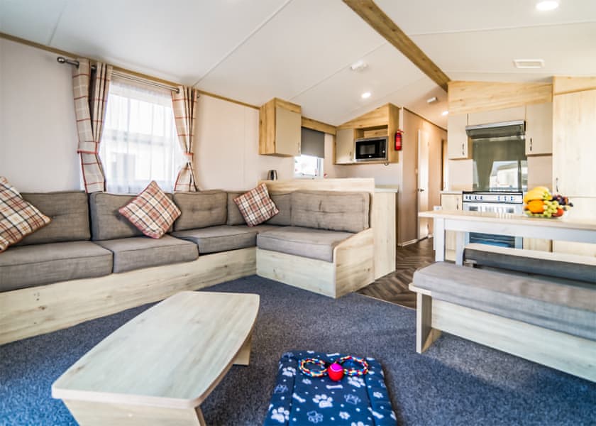 Gold Plus 2 Slps 6 (Decking)(Pet) - Newhaven, Newhaven, Nr Buxton