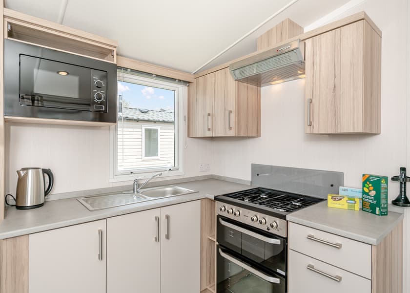 Topaz - Newlands Holiday Park, Charmouth