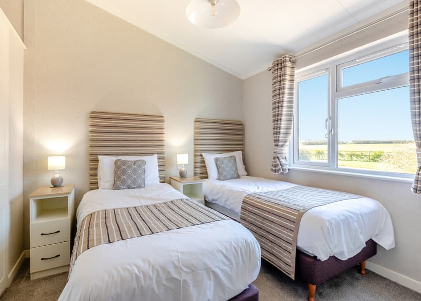 Willow Lodge - New Oaks Farm Lodges, West Lydford, Nr Glastonbury