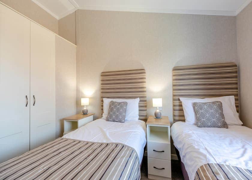 Willow Lodge - New Oaks Farm Lodges, West Lydford, Nr Glastonbury