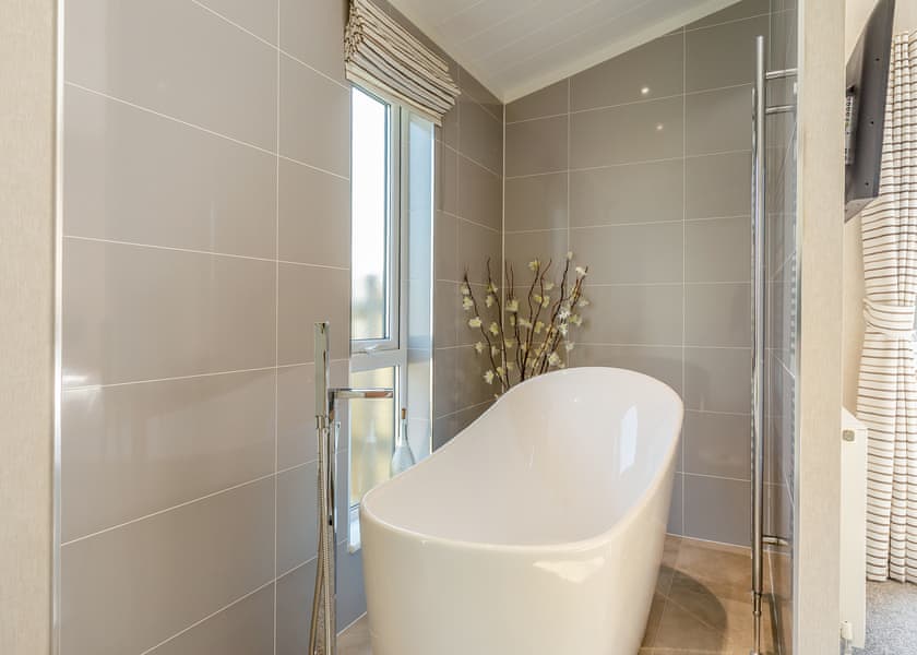 Maple Lodge - New Oaks Farm Lodges, West Lydford, Nr Glastonbury