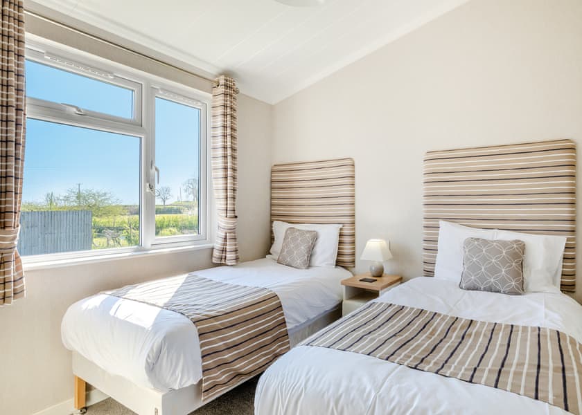 Beech Lodge - New Oaks Farm Lodges, West Lydford, Nr Glastonbury