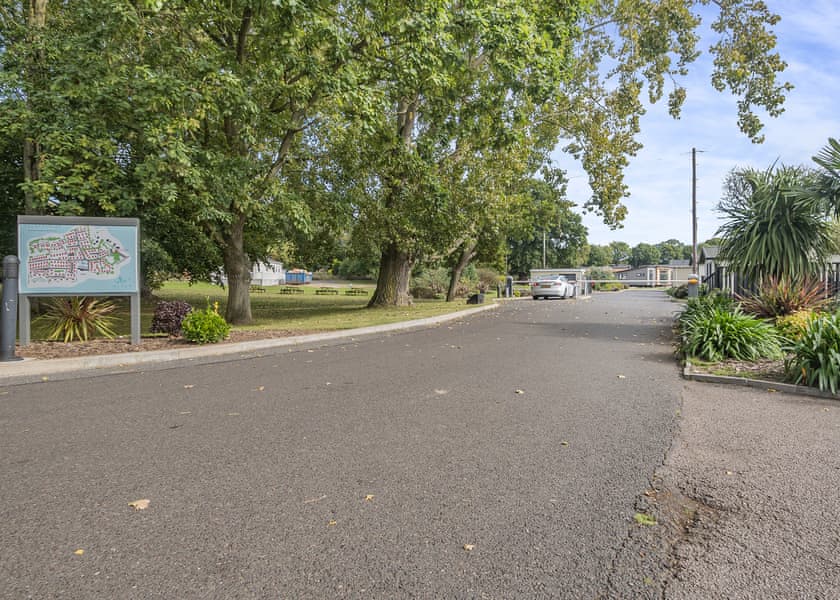 Alder Country Park, North Walsham 