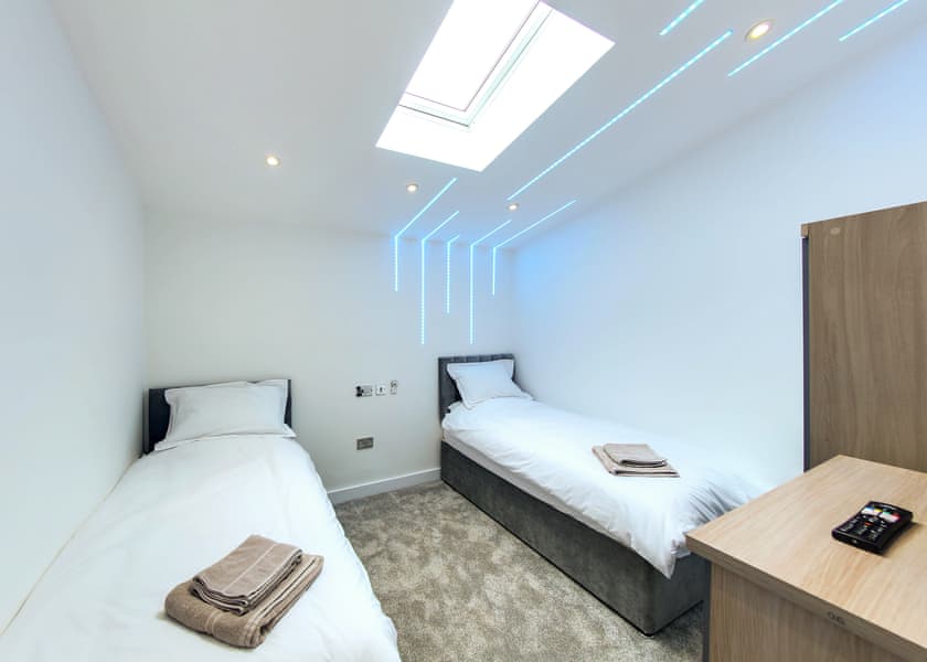 Bullfinch Lodge - Noahs Retreat, Laceby