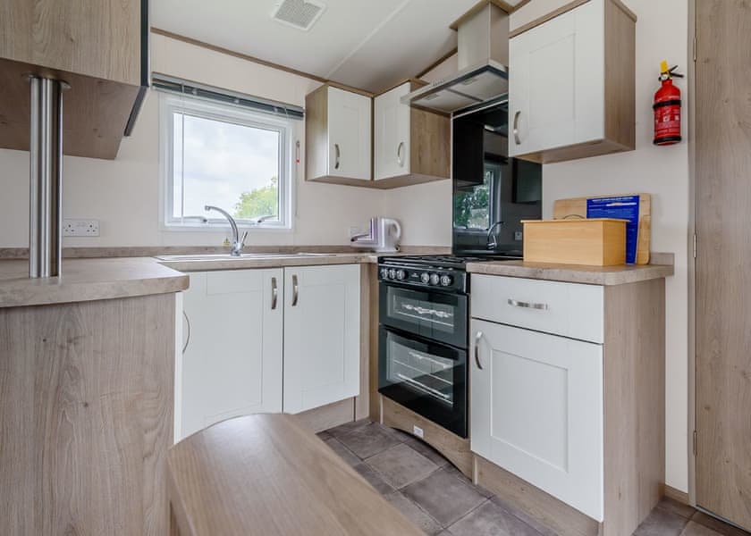 Gold 8 Caravan - North Shore Holiday Park, Roman Bank, Skegness