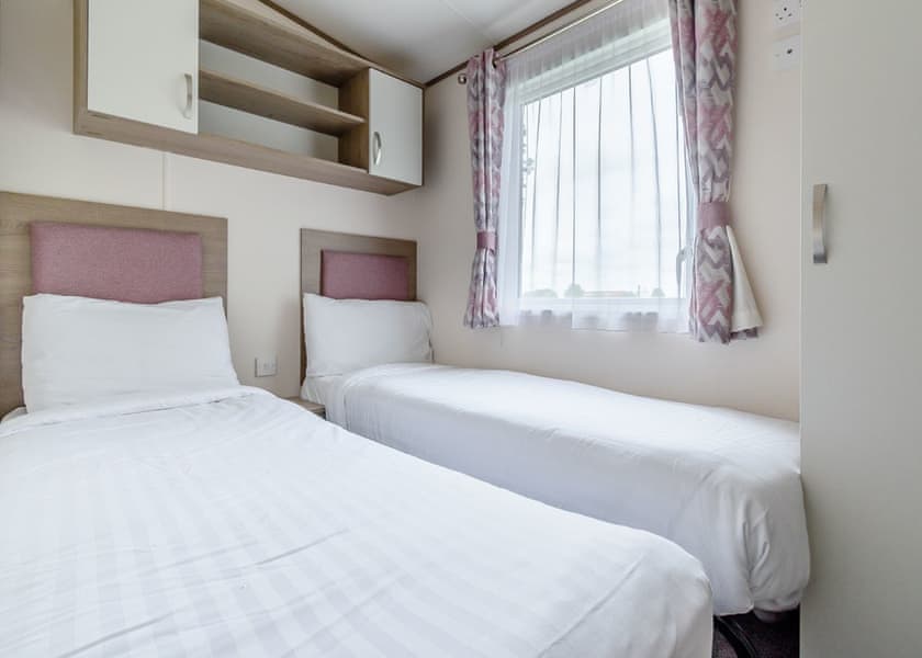 Gold 8 Caravan - North Shore Holiday Park, Roman Bank, Skegness