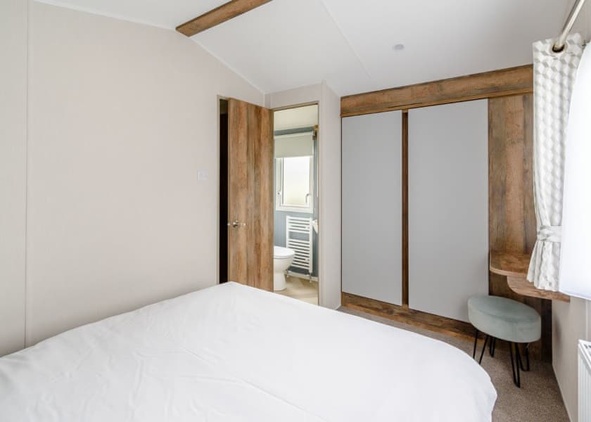 Platinum 6 Caravan - North Shore Holiday Park, Roman Bank, Skegness