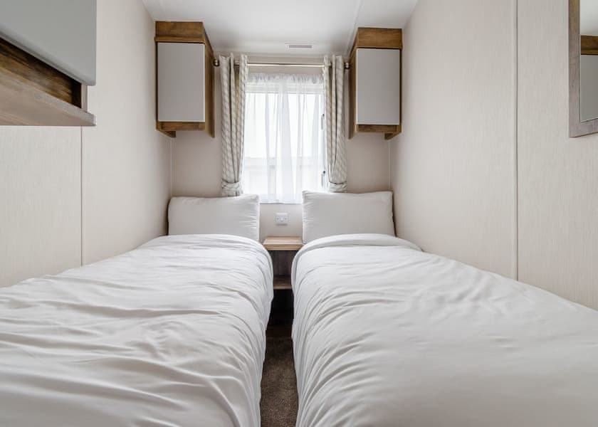 Platinum 6 Caravan - North Shore Holiday Park, Roman Bank, Skegness