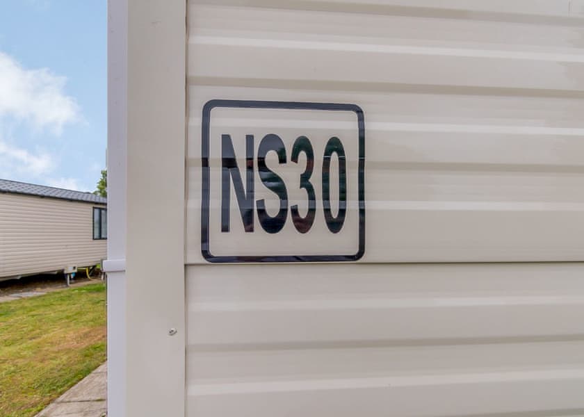 Platinum 6 Caravan - North Shore Holiday Park, Roman Bank, Skegness