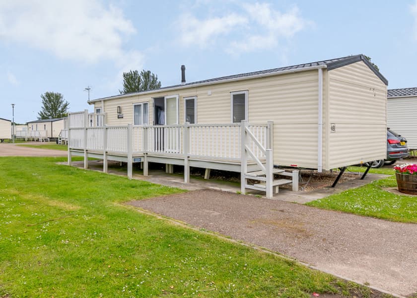 Gold 6 Caravan Plus - North Shore Holiday Park, Roman Bank, Skegness