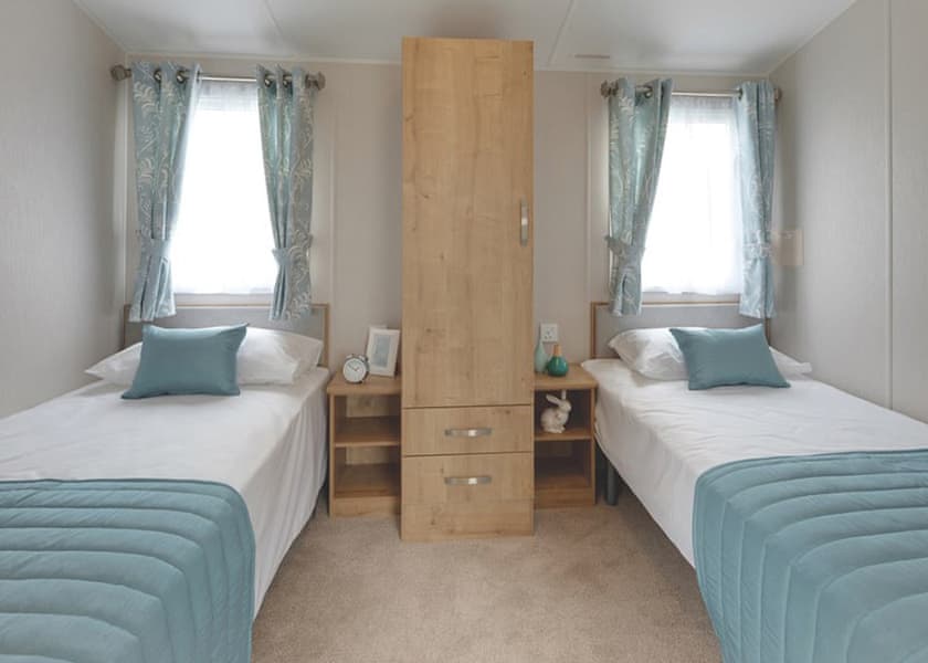 Gold 6 Caravan WCF (Pet) - North Shore Holiday Park, Roman Bank, Skegness