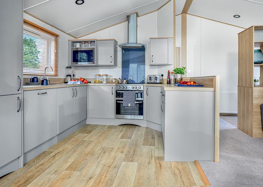 6 Berth Luxury 3 Bed Lodge - Newperran Holiday Resort, Newquay