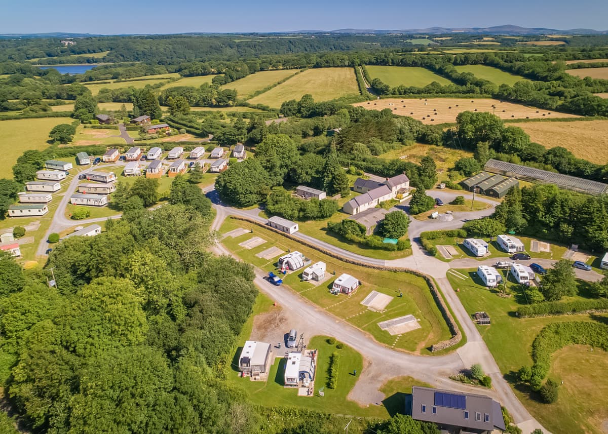 New Park Landshipping - Holiday lodge in South Wales - Image 1