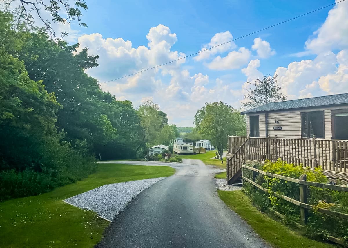 New Park Landshipping - Holiday lodge in South Wales - Image 3