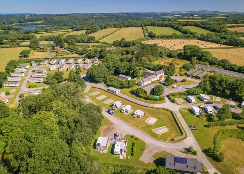 New Park Landshipping, Narberth