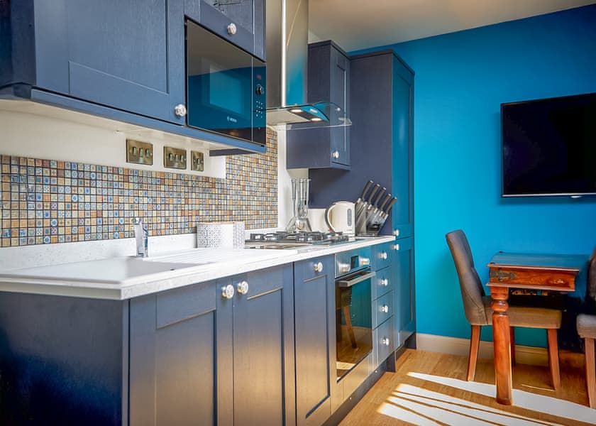 Fully appointed kitchen with dining area | The Fez - North Star Sanctum, Fitling, near Hornsea