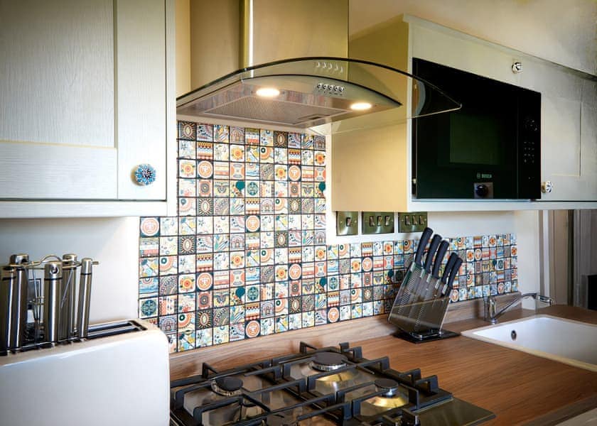 Fully appointed fitted kitchen | Madagascar - North Star Sanctum, Fitling, near Hornsea