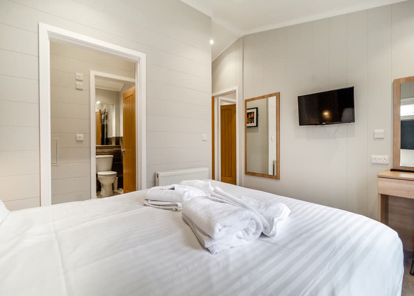 Oxburgh - Norfolk Woods Resort & Spa, Pentney, King’s Lynn