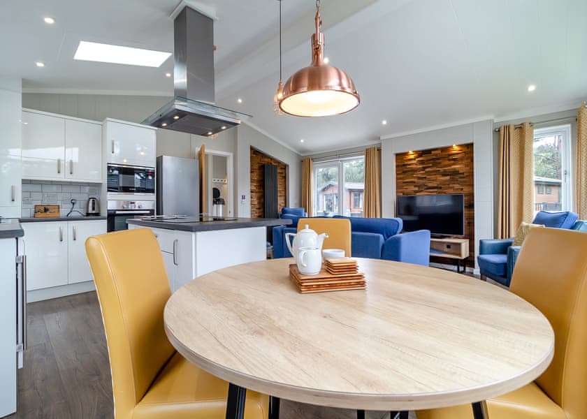 Oxburgh Premier - Norfolk Woods Resort & Spa, Pentney, King’s Lynn