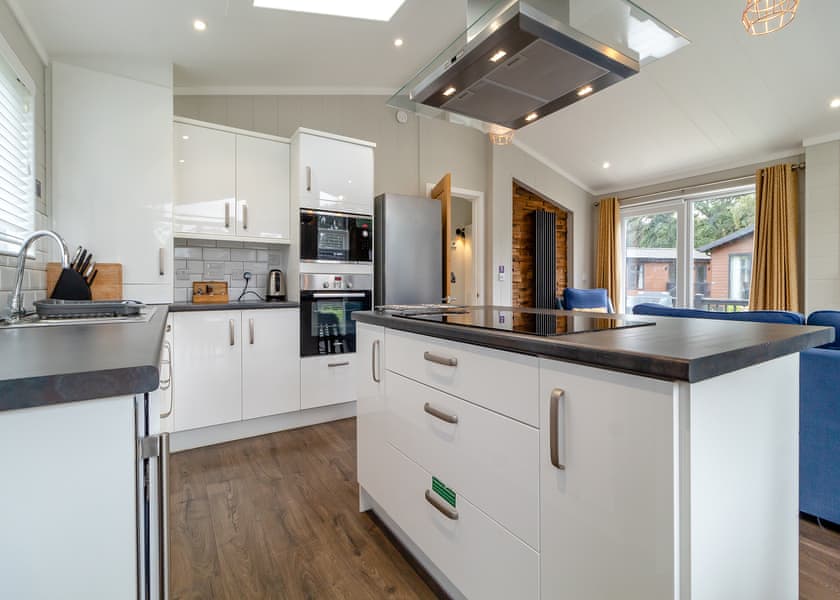 Oxburgh Premier - Norfolk Woods Resort & Spa, Pentney, King’s Lynn