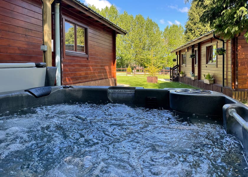 Oathill Farm Lodges, Crewkerne