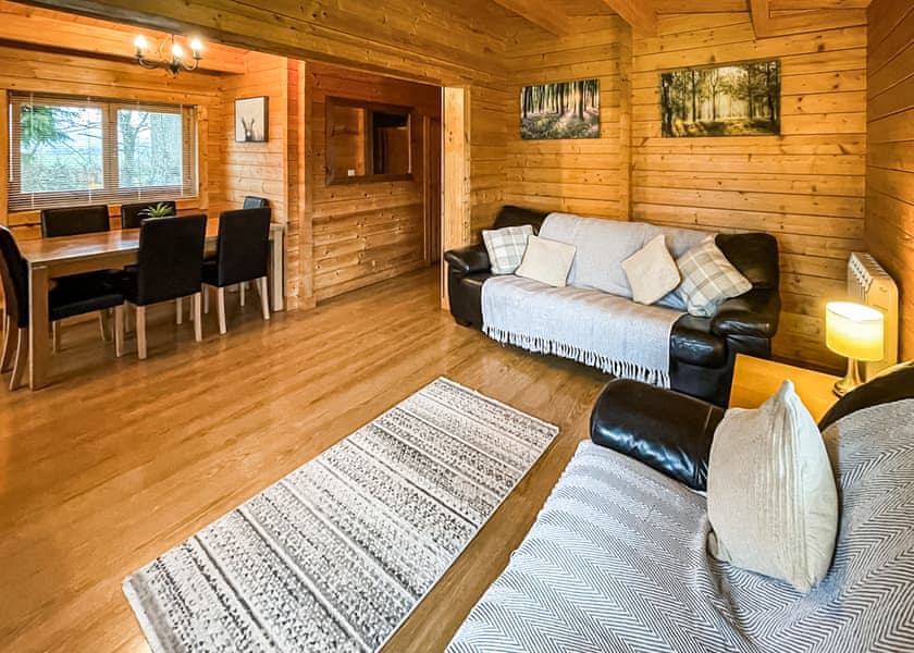 Ash Tree Lodge - Oathill Farm Lodges, Crewkerne